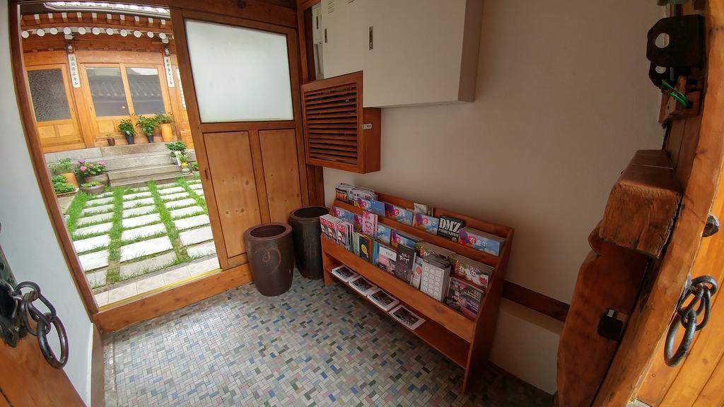Bukchon Hyosunjae Guesthouse Seoul Exterior photo