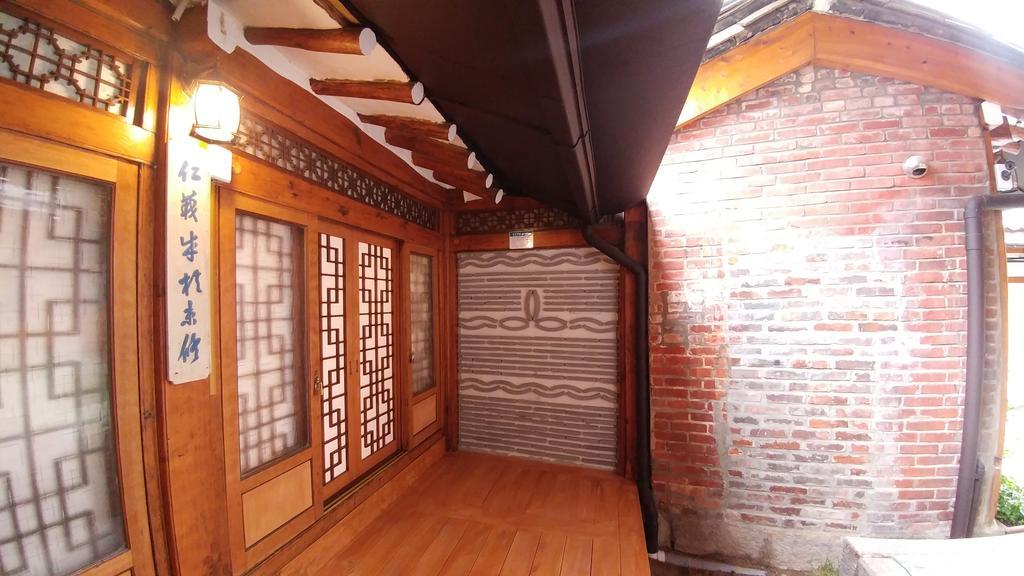 Bukchon Hyosunjae Guesthouse Seoul Exterior photo