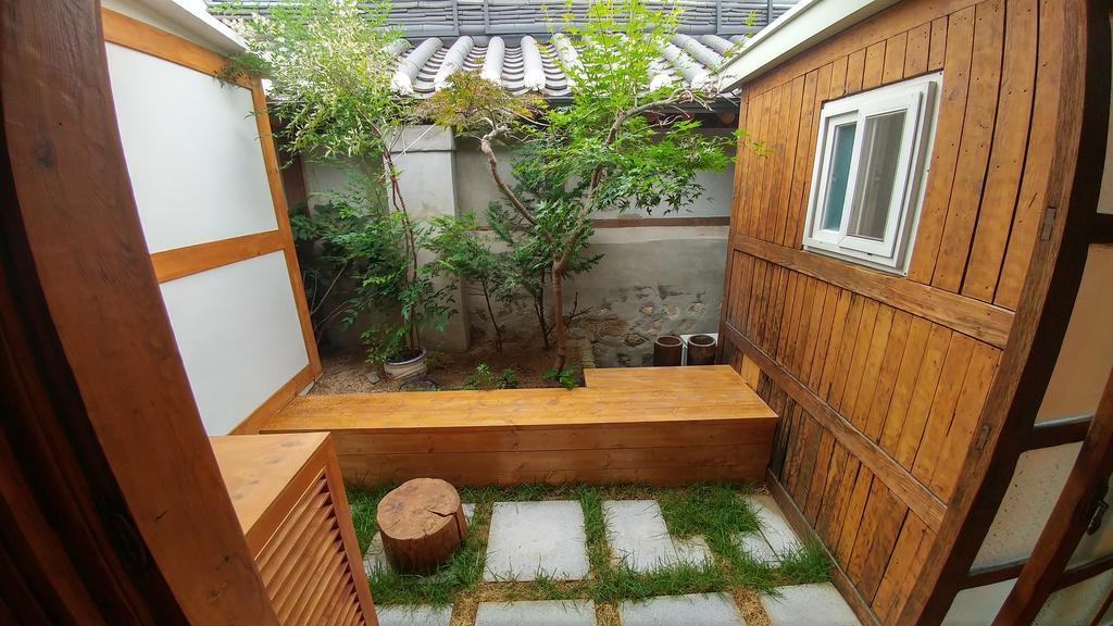 Bukchon Hyosunjae Guesthouse Seoul Exterior photo