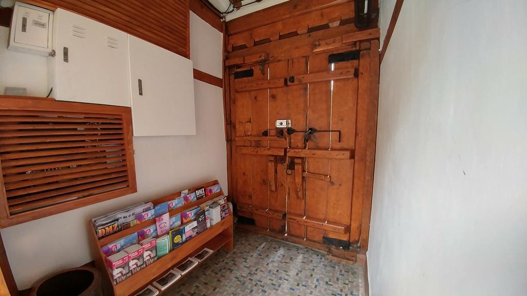 Bukchon Hyosunjae Guesthouse Seoul Exterior photo